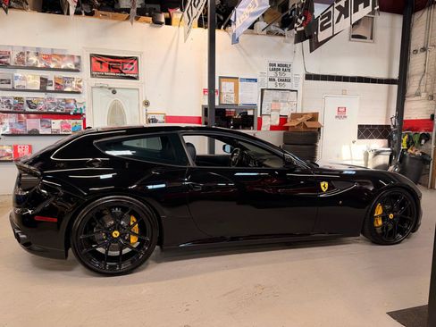 Used 2012 Ferrari FF AWD/4WD image 4