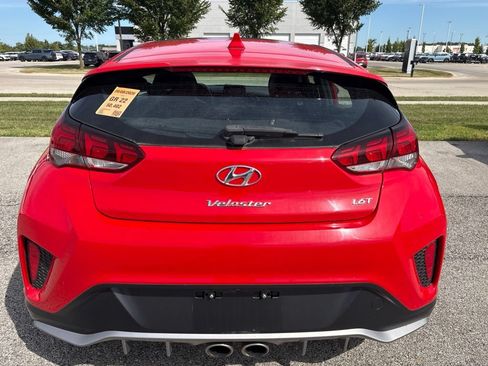 Used 2019 Hyundai Veloster Turbo FWD image 12