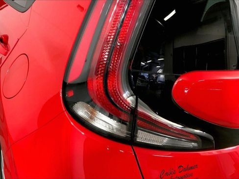 Certified 2024 Kia Soul LX FWD image 27