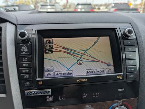 Used 2011 Toyota Tundra Limited w/ Platinum Pkg image 18