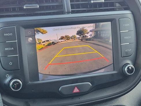 Used 2024 Kia Soul LX w/ Option Group 015 FWD image 14