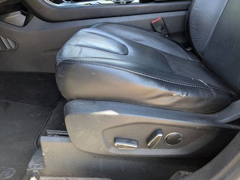 Used 2016 Ford Edge Titanium image 21