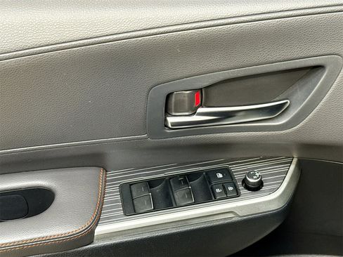 Used 2021 Toyota Sienna XSE image 18