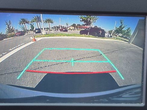 Used 2019 Toyota RAV4 XLE w/ Convenience Package image 12