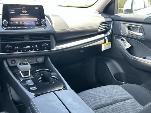 New 2026 Nissan Rogue SV FWD image 25