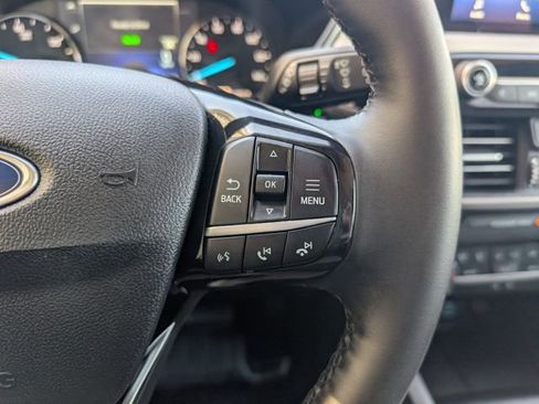 Used 2022 Ford Escape SE w/ Convenience Package image 14