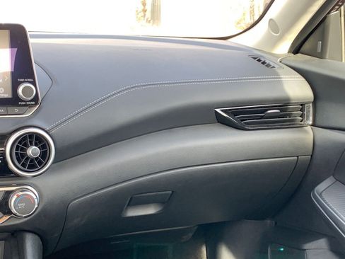 Used 2025 Nissan Sentra SV image 33