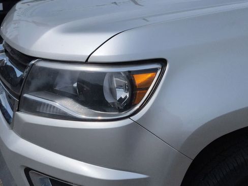 Used 2020 Chevrolet Colorado LT w/ LT Convenience Package image 11