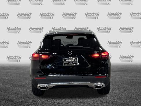 New 2026 Mercedes-Benz GLA 250 4MATIC image 7