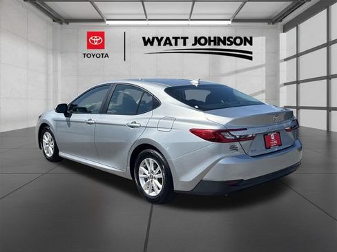 Used 2025 Toyota Camry LE FWD image 3
