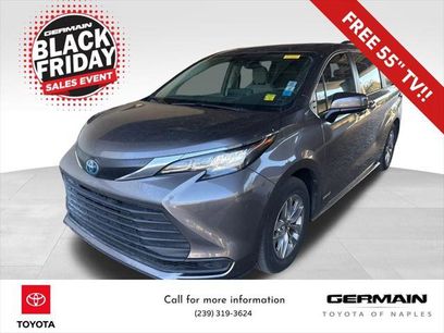 Certified 2021 Toyota Sienna LE w/ LE Plus Package