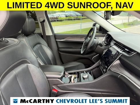 Used 2021 Jeep Grand Cherokee L Limited AWD/4WD image 30