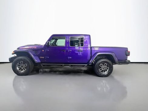 Used 2026 Jeep Gladiator Mojave AWD/4WD image 6