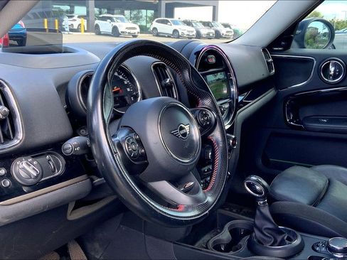 Used 2019 MINI Cooper Countryman w/ Driver Assistance Package image 14
