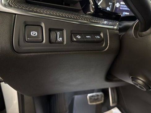 Used 2020 Cadillac XT5 Sportv AWD/4WD image 19