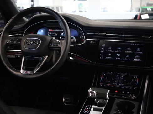 Used 2023 Audi SQ7 Prestige image 32