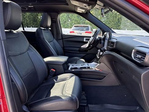 Used 2022 Ford Explorer ST w/ Equipment Group 401A AWD/4WD image 29