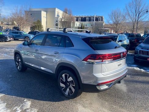 New 2026 Volkswagen Atlas Cross Sport SE image 6