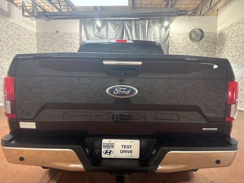 Used 2018 Ford F150 Lariat w/ Equipment Group 502A Luxury AWD/4WD image 6