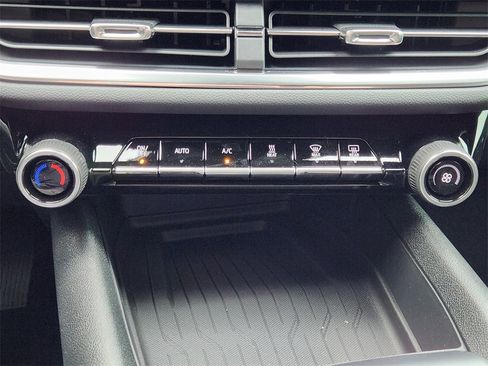 New 2026 Chevrolet Equinox EV LT image 14