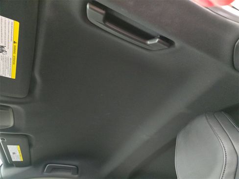 Used 2023 Porsche Taycan image 28