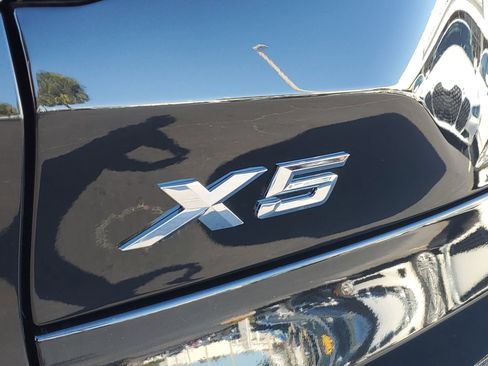 Used 2024 BMW X5 xDrive40i w/ Executive Package image 5