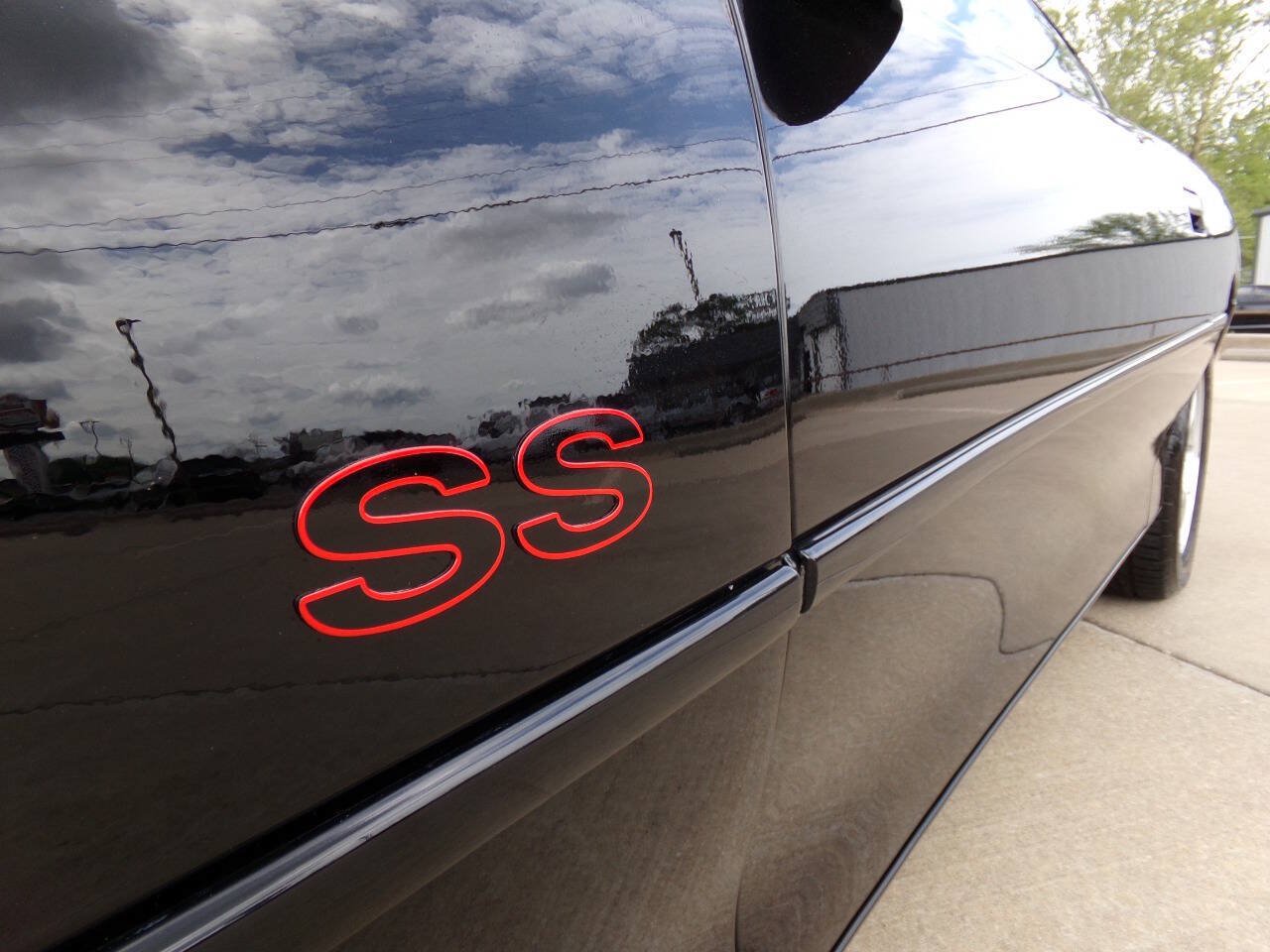 Used 1997 Chevrolet Camaro SS w/ SS Alteration Pkg RWD image 36