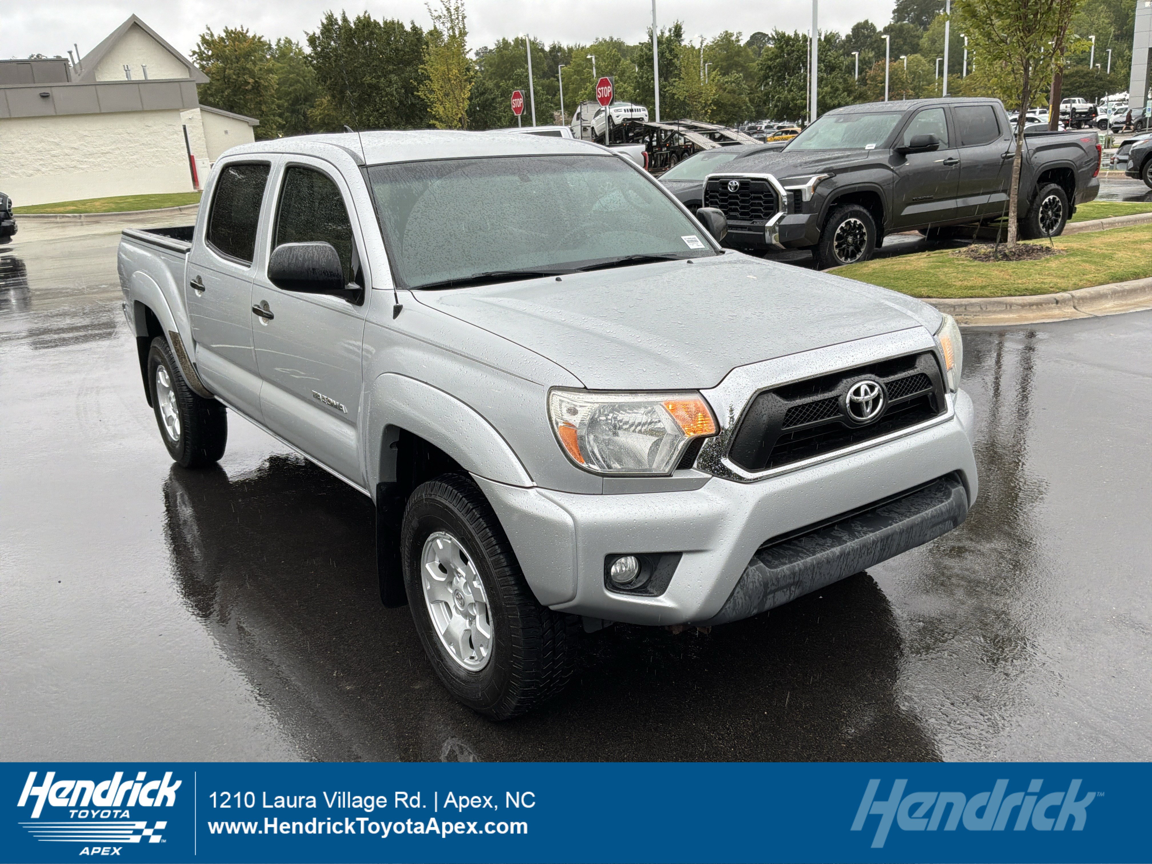 Used 2012 Toyota Tacoma PreRunner w/ SR5 Pkg RWD image 1