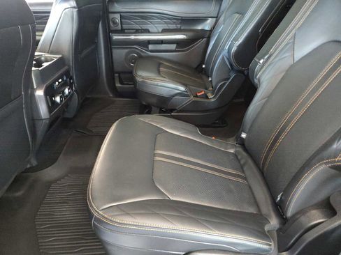 Used 2023 Ford Expedition Platinum image 29