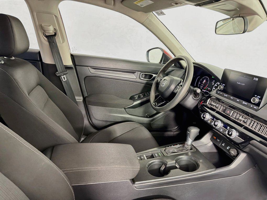 Used 2025 Honda Civic LX image 35