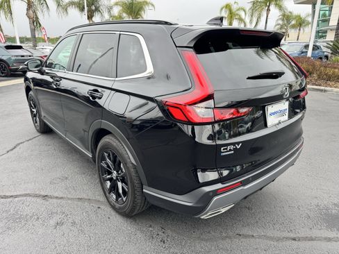Used 2025 Honda CR-V Sport-L image 8