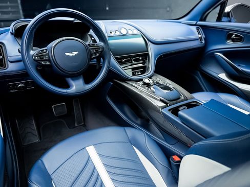 Used 2023 Aston Martin DBX 707 image 2