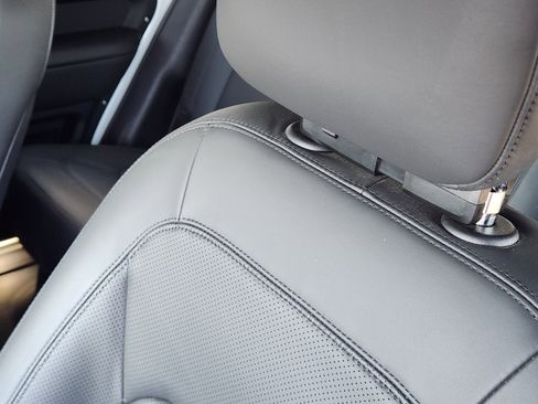 Certified 2025 Land Rover Defender 110 S image 19