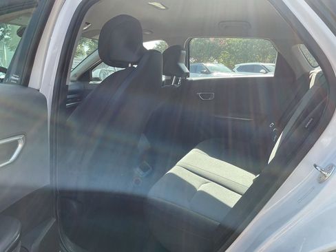 Used 2025 Kia K4 FWD image 10