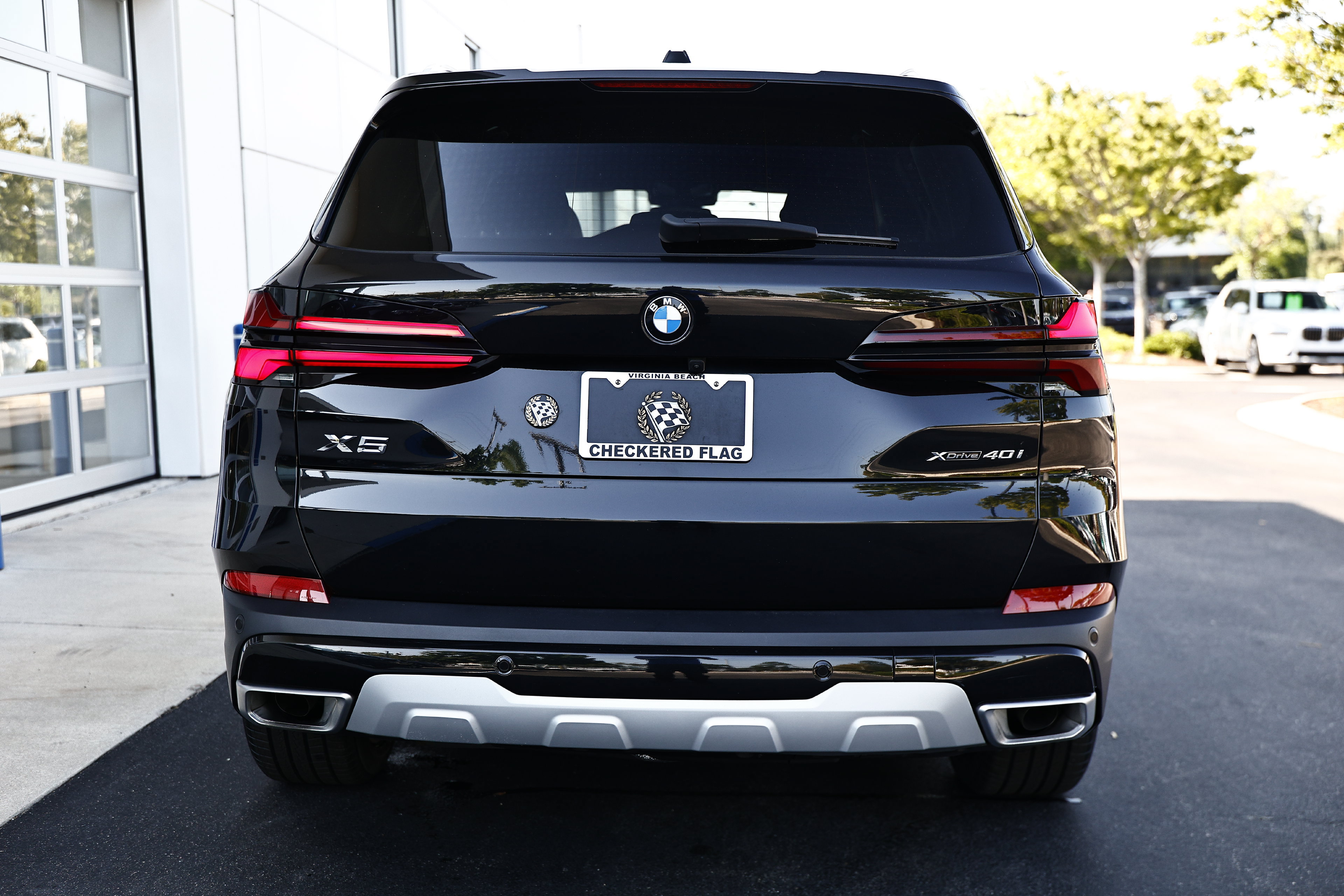 Used 2024 BMW X5 xDrive40i w/ Parking Assistance Package AWD/4WD image 10