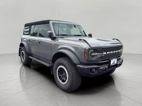 Used 2023 Ford Bronco Badlands w/ Sasquatch Package AWD/4WD image 1