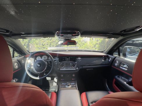 Certified 2019 Rolls-Royce Wraith image 4