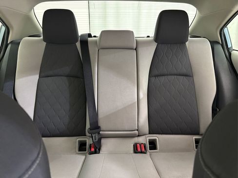 Used 2020 Toyota Corolla LE image 32