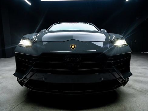 Used 2023 Lamborghini Urus S AWD/4WD image 6
