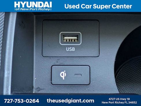 Certified 2023 Hyundai Santa Fe Limited AWD/4WD image 32