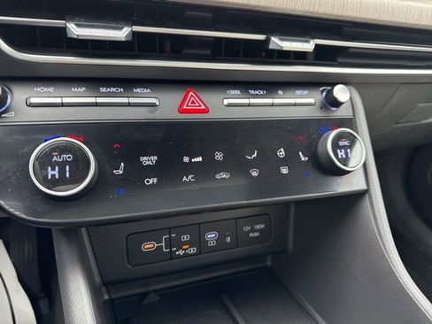 Used 2024 Hyundai Sonata Limited image 21