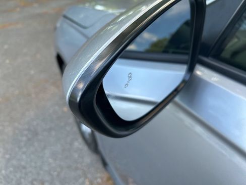 Used 2023 Honda Accord EX image 10