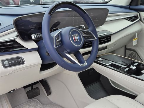 New 2026 Buick Enclave Avenir w/ Super Cruise Package FWD image 17