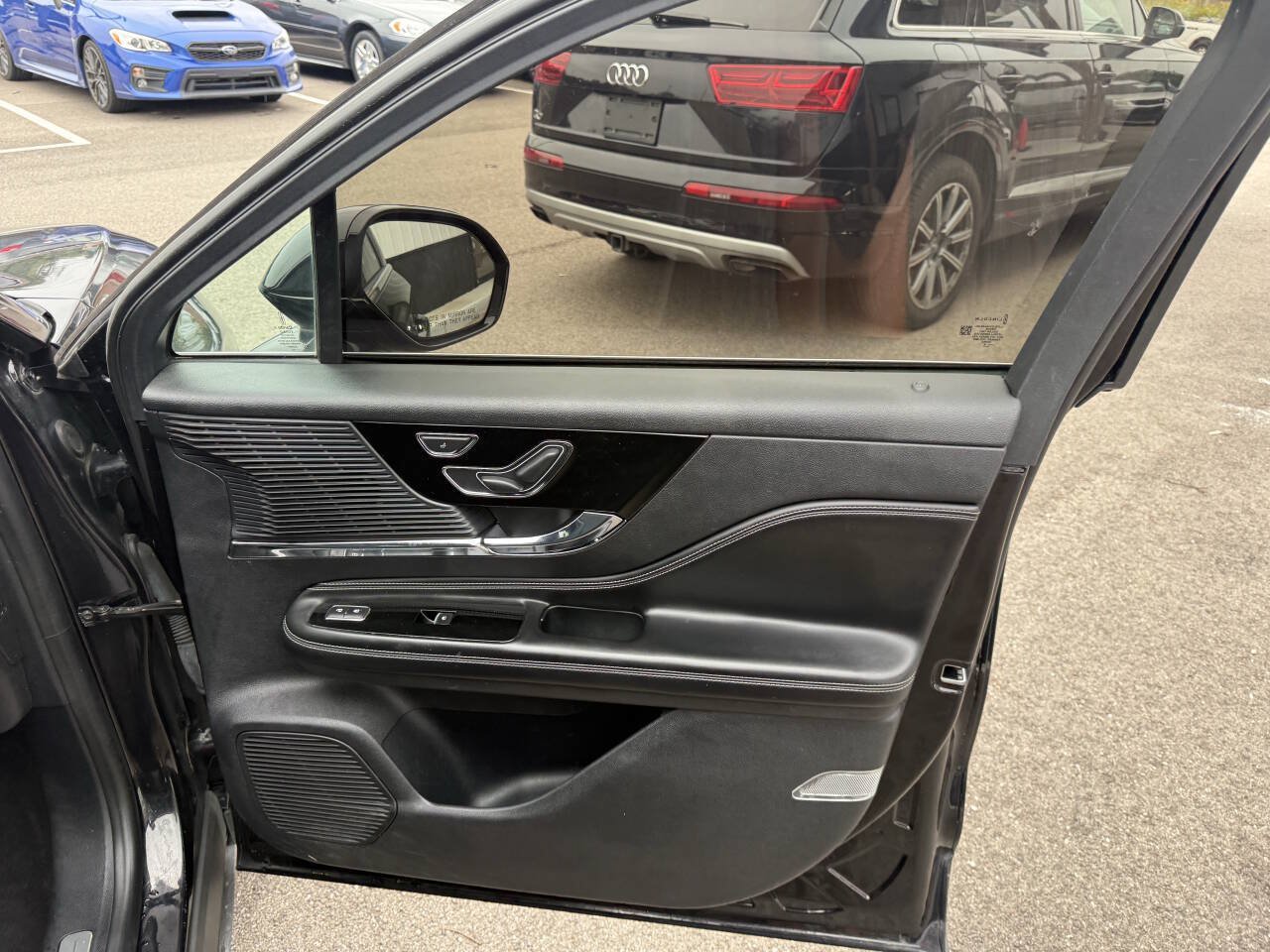 Used 2020 Lincoln Corsair FWD w/ Rear Removable Package Tray image 12