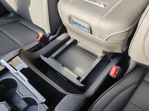 New 2026 GMC Yukon Denali w/ Denali Reserve Package image 40