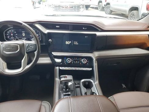 Used 2023 GMC Sierra 1500 Denali w/ Technology Package AWD/4WD image 14