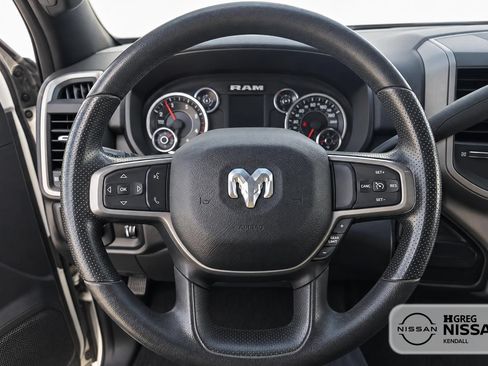 Used 2023 RAM 2500 Tradesman w/ Chrome Appearance Group AWD/4WD image 8