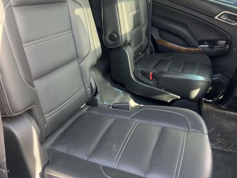 Used 2015 GMC Yukon Denali w/ Premium Package AWD/4WD image 17
