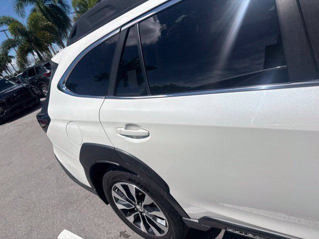 Used 2023 Subaru Outback Limited AWD/4WD image 5