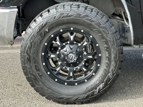 Used 2015 Toyota Tundra SR5 w/ SR5 Upgrade Package image 10